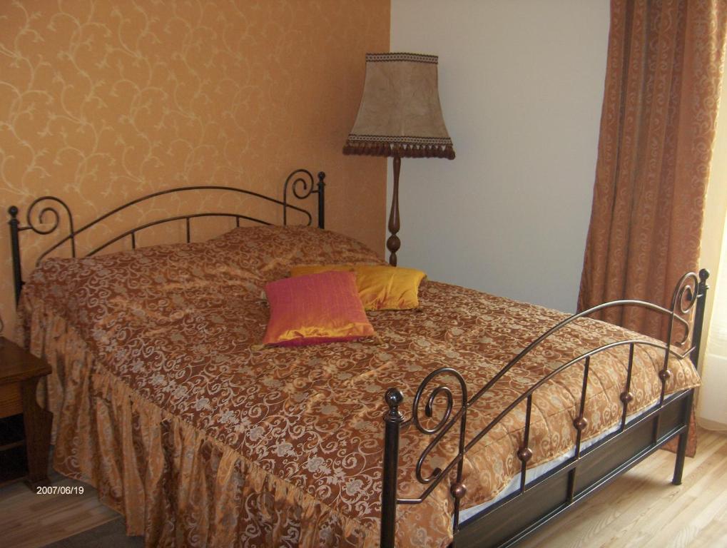Hotel Centras Šakiai Buitenkant foto