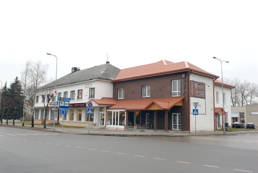 Hotel Centras Šakiai Buitenkant foto